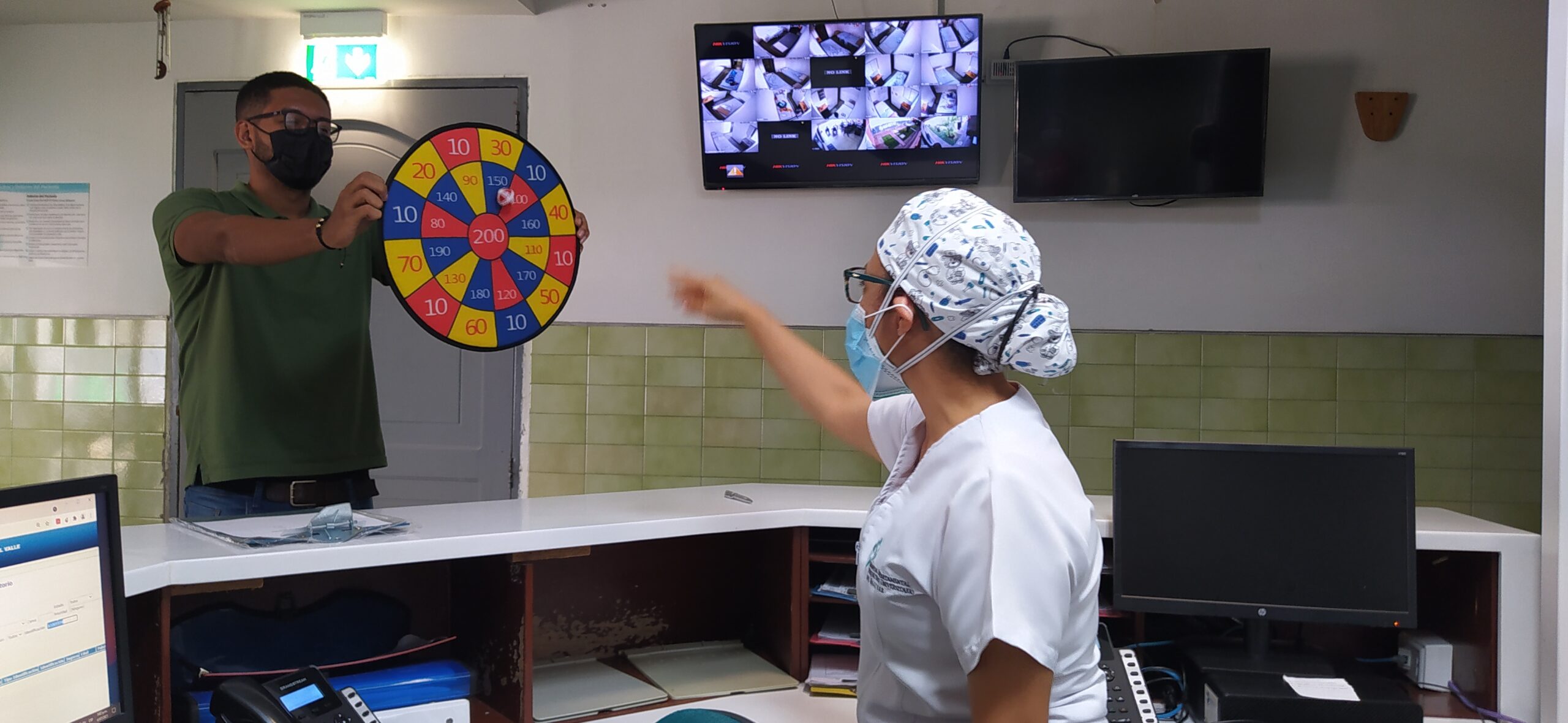 Nos estamos preparando para la primera visita de seguimiento de acreditación