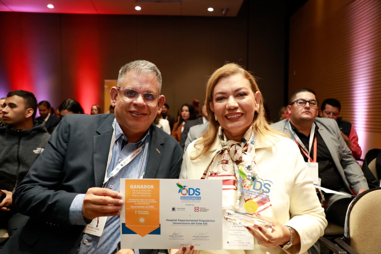 <strong>HDPUV recibe Reconocimiento Nacional por su Buena Práctica de Desarrollo Sostenible</strong>